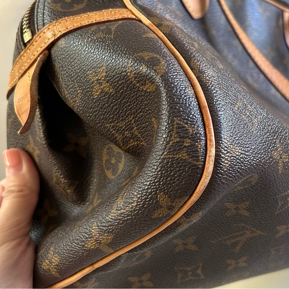 Authentic Louis Vuitton Montorgueil GM - Picture 12 of 15